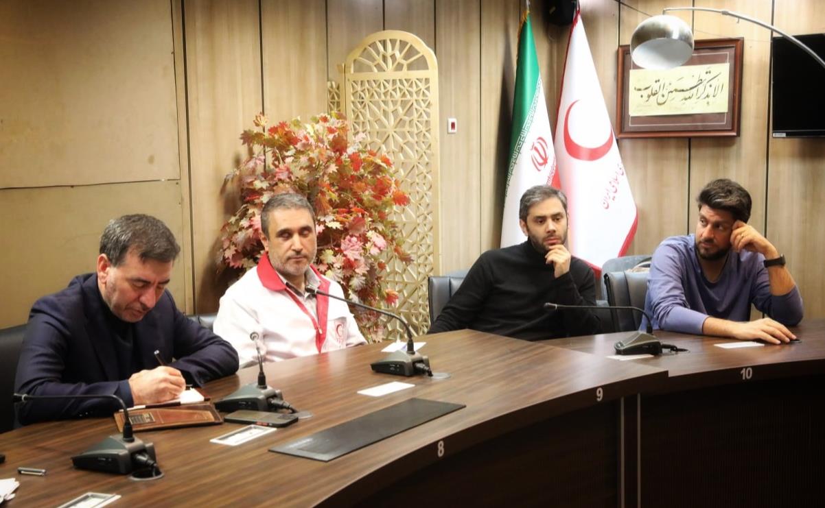 تأکید بر همدلی سازمانی و توسعه خدمات رفاهی در دیدار با کارکنان روابط‌عمومی